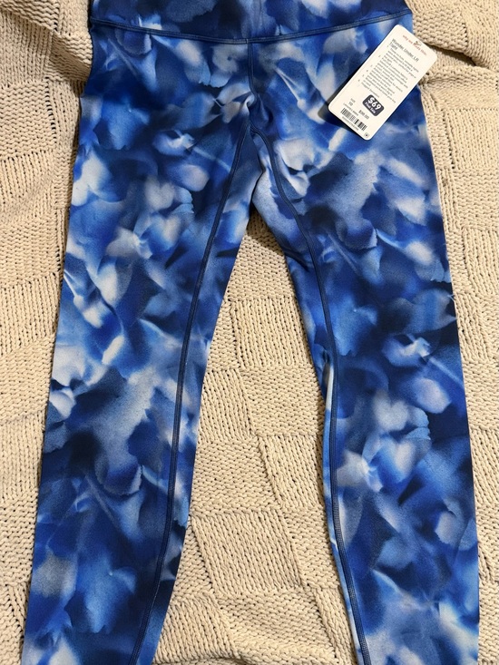 lululemon athletica Pants - Lululemon athletica Blue Watercolor Print Leggings